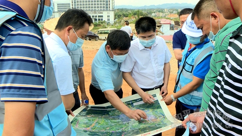 黄海生重点项目建设2.jpg